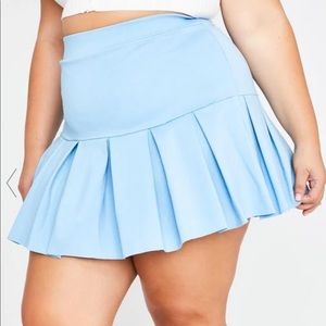 Baby blue plus size pleated skirt with shorts